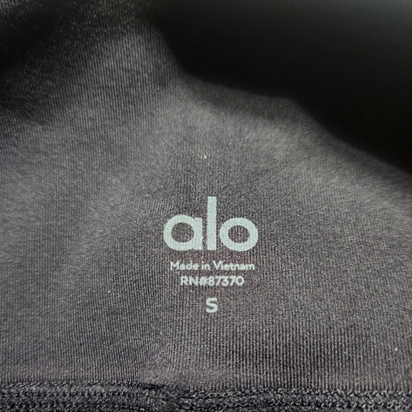 Alo Yoga High Waist Epic Legging Black S NWT - Picture 7 of 9